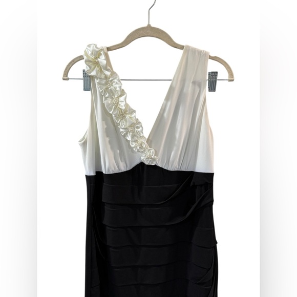 Connected Apparel Black & White Dress - Picture 2 of 6